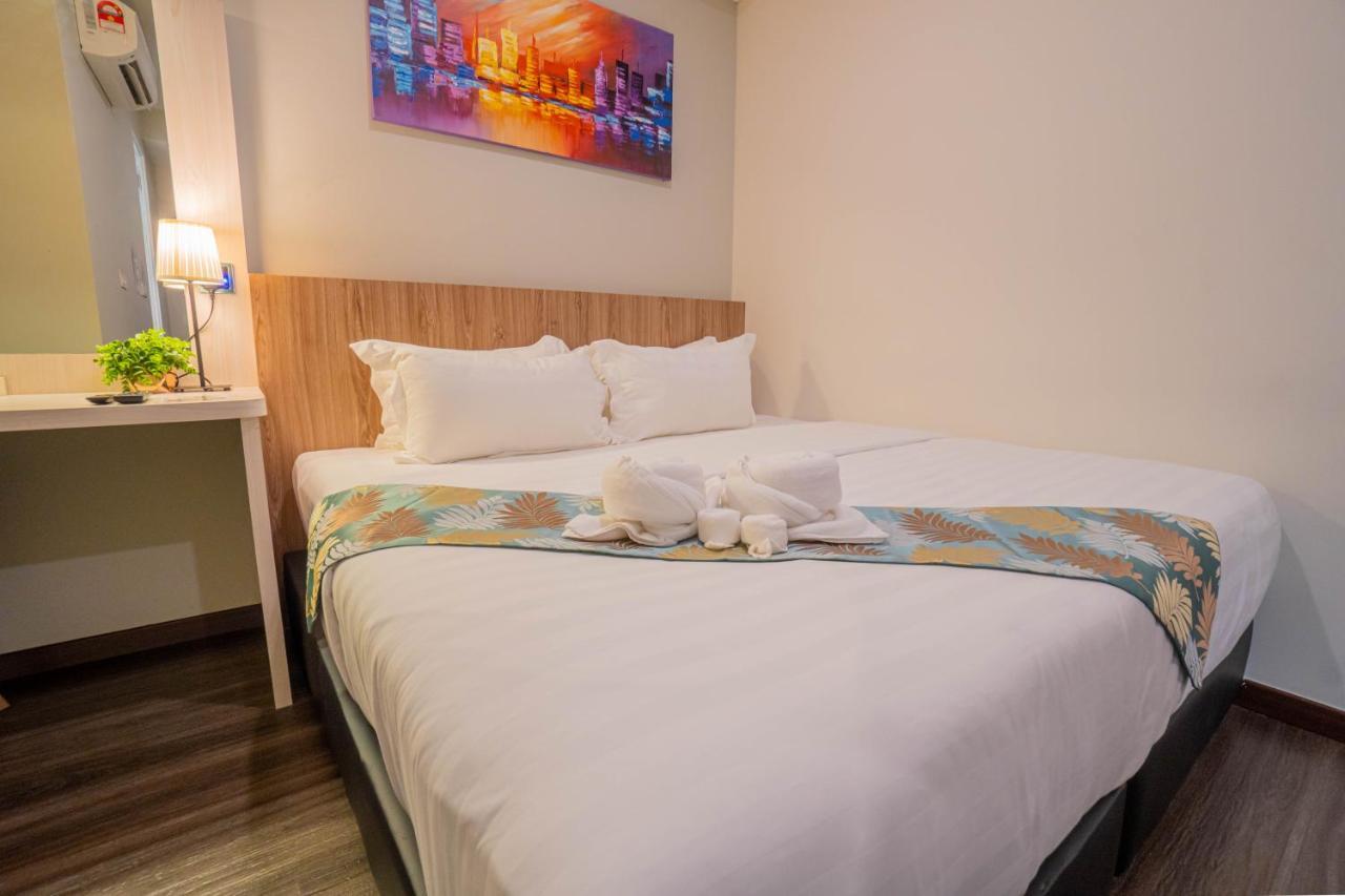 Flypod Hotel Kota Kinabalu Kültér fotó