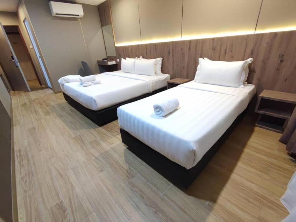 Flypod Hotel Kota Kinabalu Kültér fotó