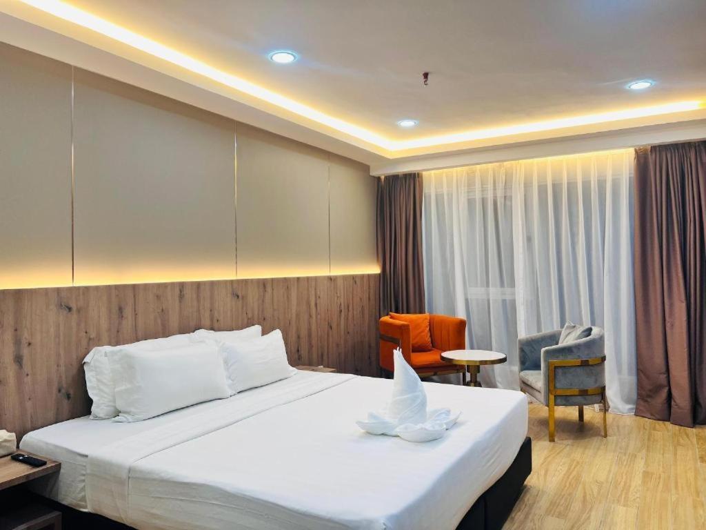 Flypod Hotel Kota Kinabalu Kültér fotó